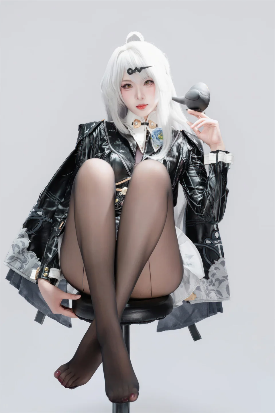 轩萧学姐_No_081_绝区零·仪玄_墨形影踪_100P_378MB